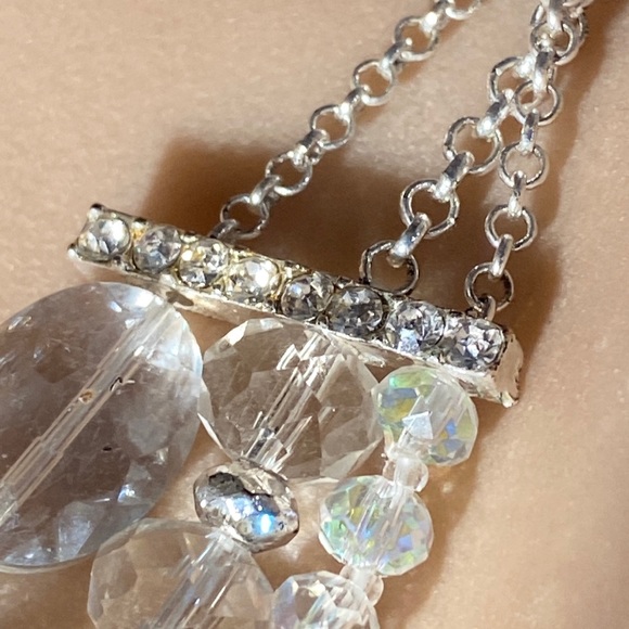 LIZ CLAIBORNE - necklace: triple-tier, multi-sized clear iridescent beads, adj. - Picture 14 of 16